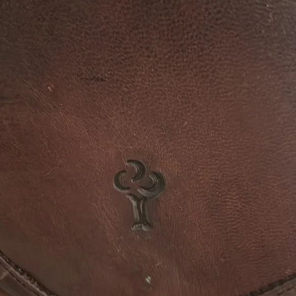 Hand-crafted Leather Fringed Adjustable Hip Belt-
Bumbag (unisex) - Picture 8 of 14